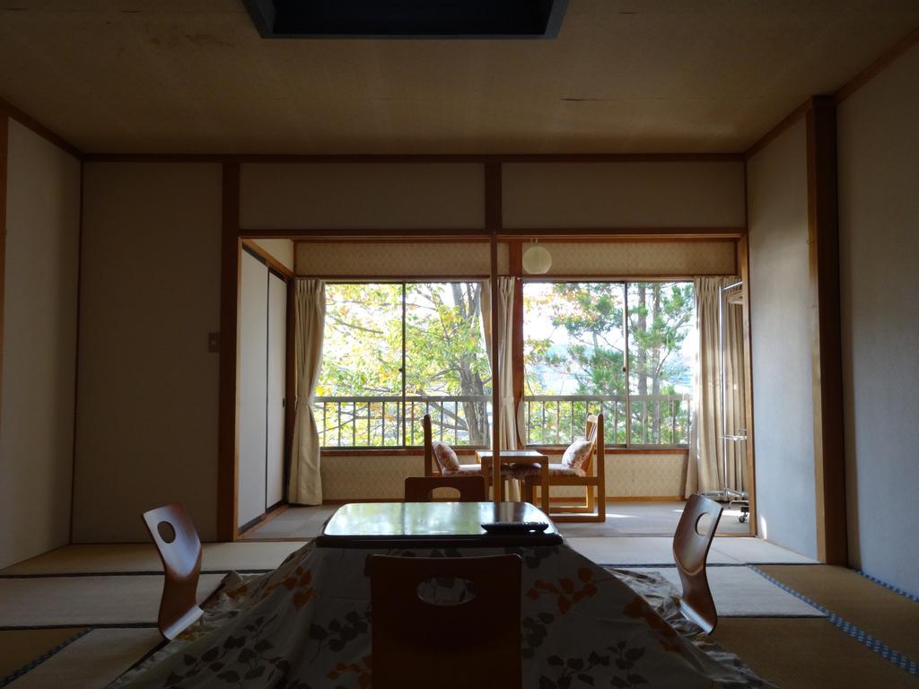 Oomukou Ryokan Hakuba Cameră foto